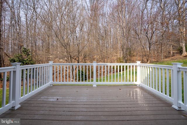 6 DAYTON CIR, Fredericksburg, VA 22406