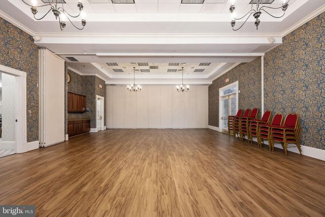 6 DAYTON CIR, Fredericksburg, VA 22406