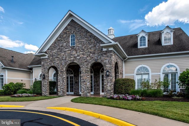 6 DAYTON CIR, Fredericksburg, VA 22406