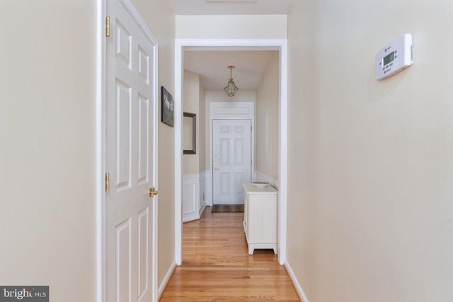 6 DAYTON CIR, Fredericksburg, VA 22406