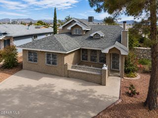 11829 HENRY PHIPPS Drive, El Paso, TX 79936
