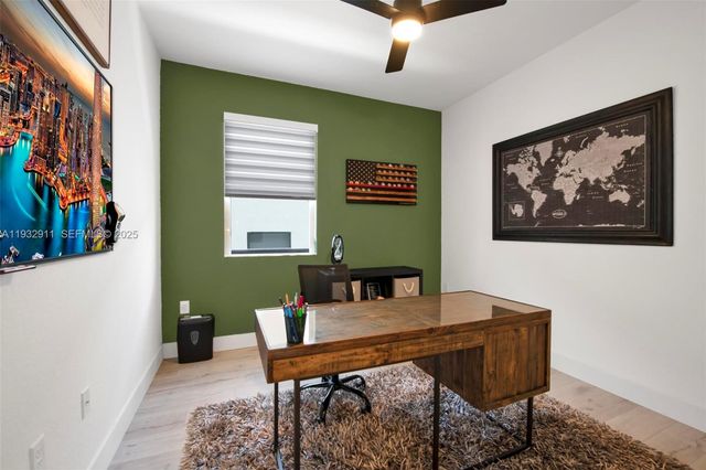 10333 SW 232nd St, Cutler Bay, FL 33190