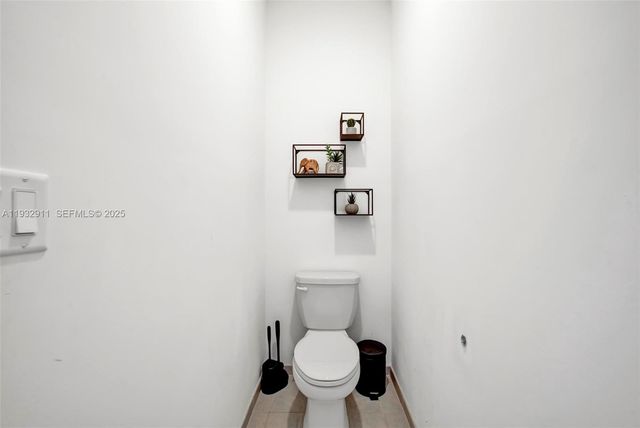 10333 SW 232nd St, Cutler Bay, FL 33190