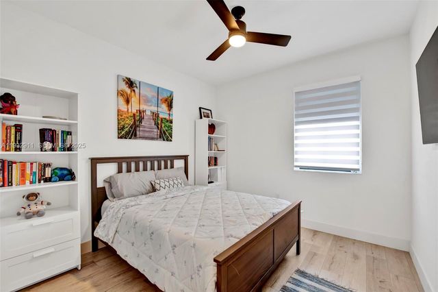 10333 SW 232nd St, Cutler Bay, FL 33190