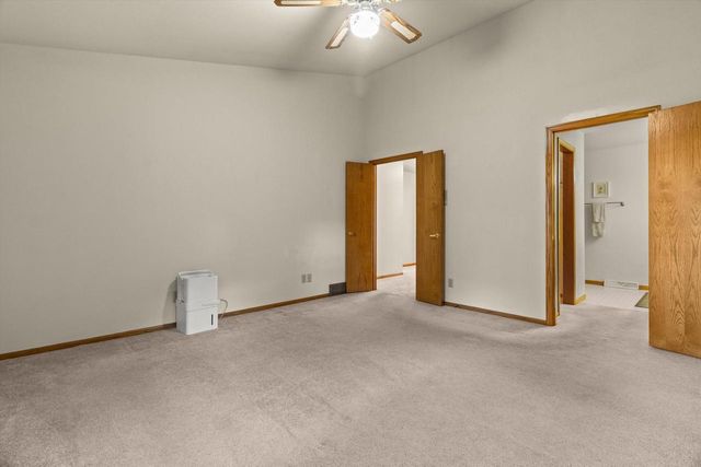 4206 Fox Hills DRIVE, Janesville, WI 53546