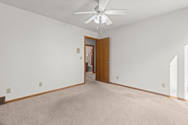 4206 Fox Hills DRIVE, Janesville, WI 53546