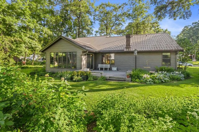 4206 Fox Hills DRIVE, Janesville, WI 53546