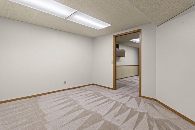 4206 Fox Hills DRIVE, Janesville, WI 53546