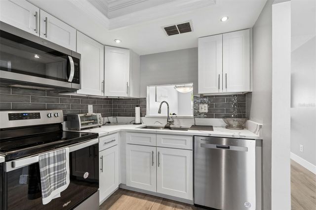 2460 NORTHSIDE DRIVE 604, Clearwater, FL 33761