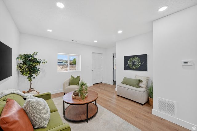 1136 S HIGHWAY 198, Payson, UT 84651
