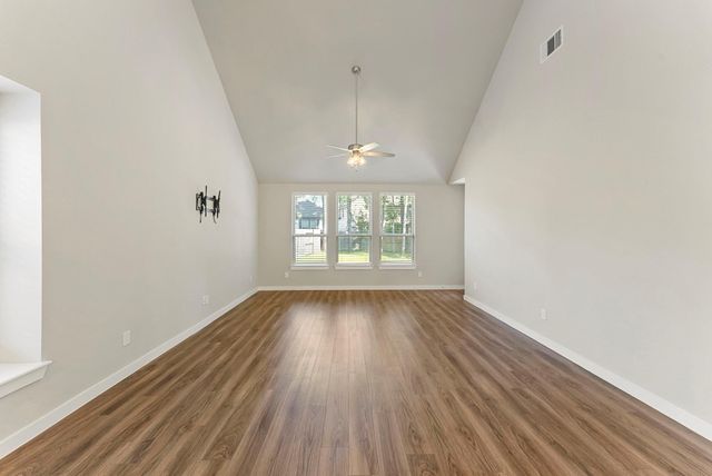 421 Soapberry Tree Court, Conroe, TX 77318