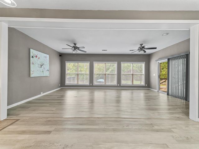230 Pizarro Drive, Hot Springs Village, AR 71909