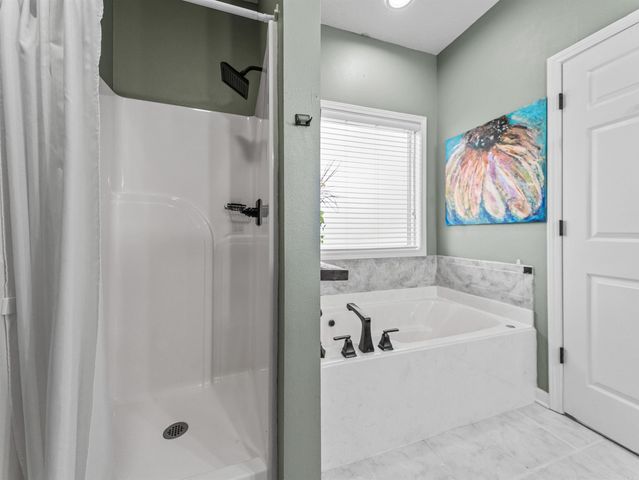 230 Pizarro Drive, Hot Springs Village, AR 71909