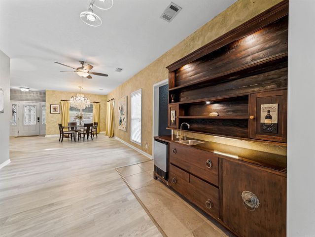 230 Pizarro Drive, Hot Springs Village, AR 71909