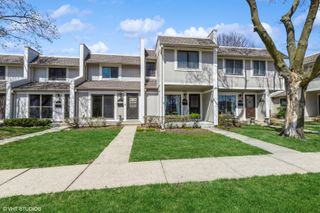 472 Ziegler Drive, Grayslake, IL 60030