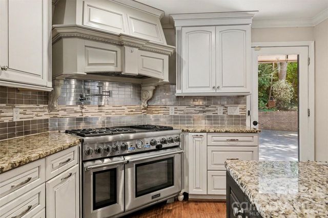 4444 3rd Street Lane NW, Hickory, NC 28601