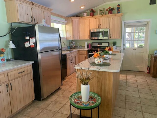 13960 252ND TERRACE ROAD NE Cottage 39A, Fort Mc Coy, FL 32134