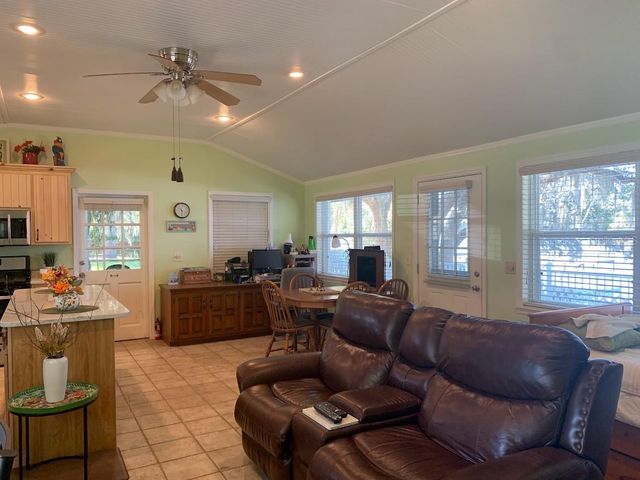 13960 252ND TERRACE ROAD NE Cottage 39A, Fort Mc Coy, FL 32134
