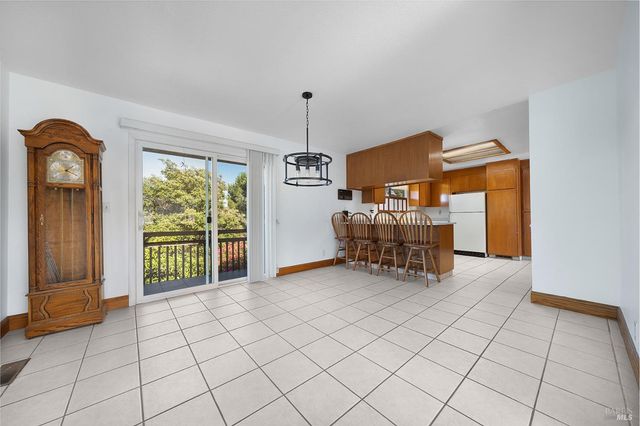 312 Skyline Dr, Vallejo, CA 94591