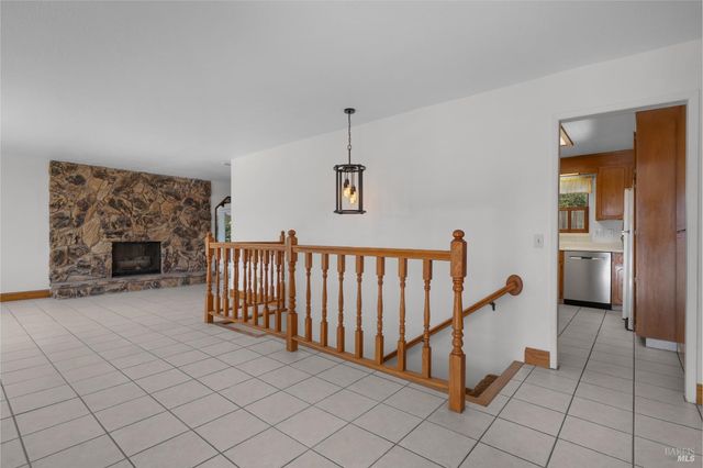 312 Skyline Dr, Vallejo, CA 94591