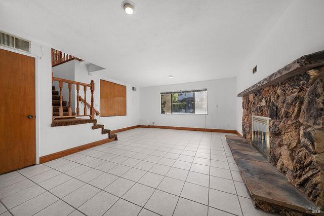 312 Skyline Dr, Vallejo, CA 94591