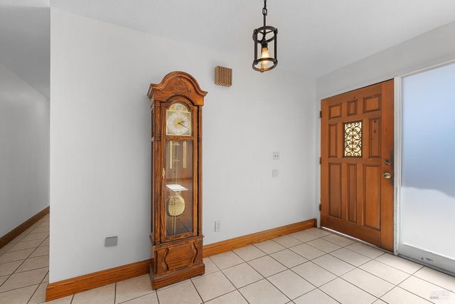 312 Skyline Dr, Vallejo, CA 94591