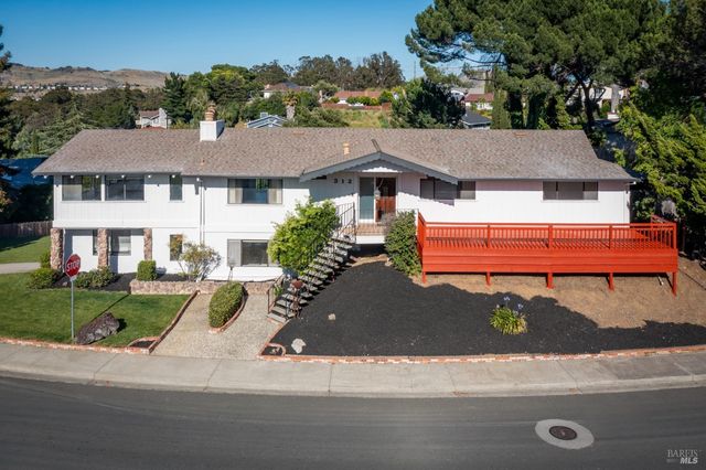 312 Skyline Dr, Vallejo, CA 94591