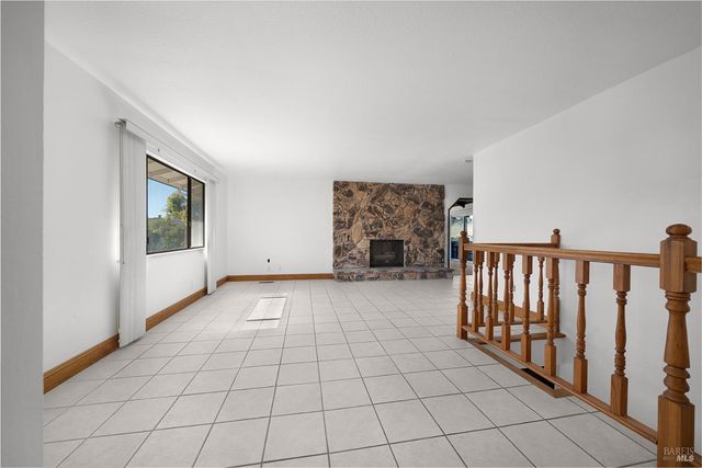 312 Skyline Dr, Vallejo, CA 94591