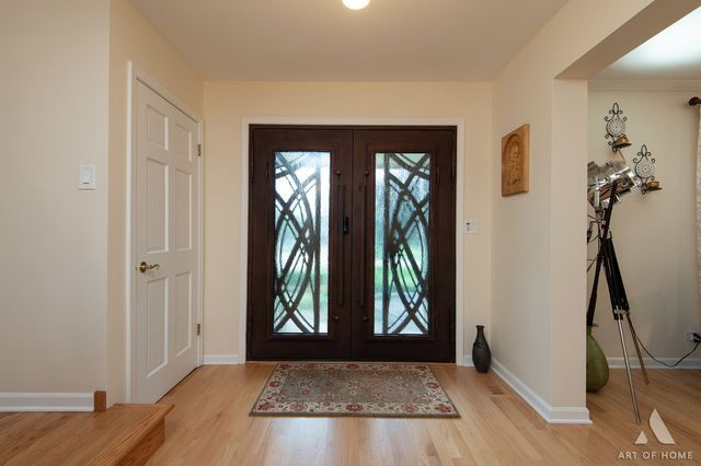 349 Tioga Trail, Wood Dale, IL 60191