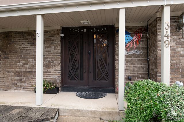 349 Tioga Trail, Wood Dale, IL 60191