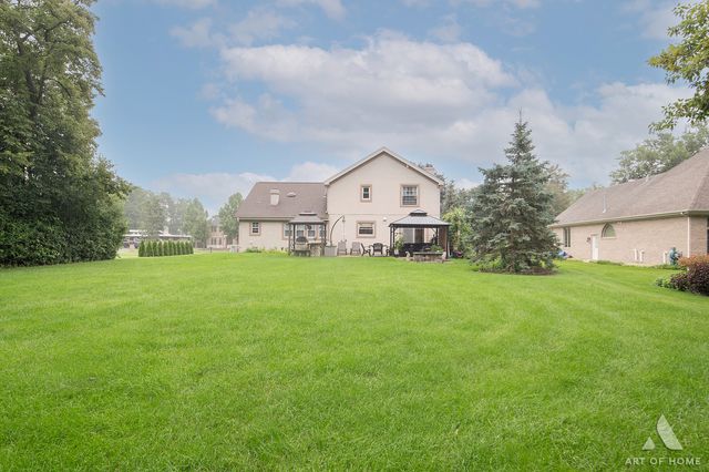 349 Tioga Trail, Wood Dale, IL 60191