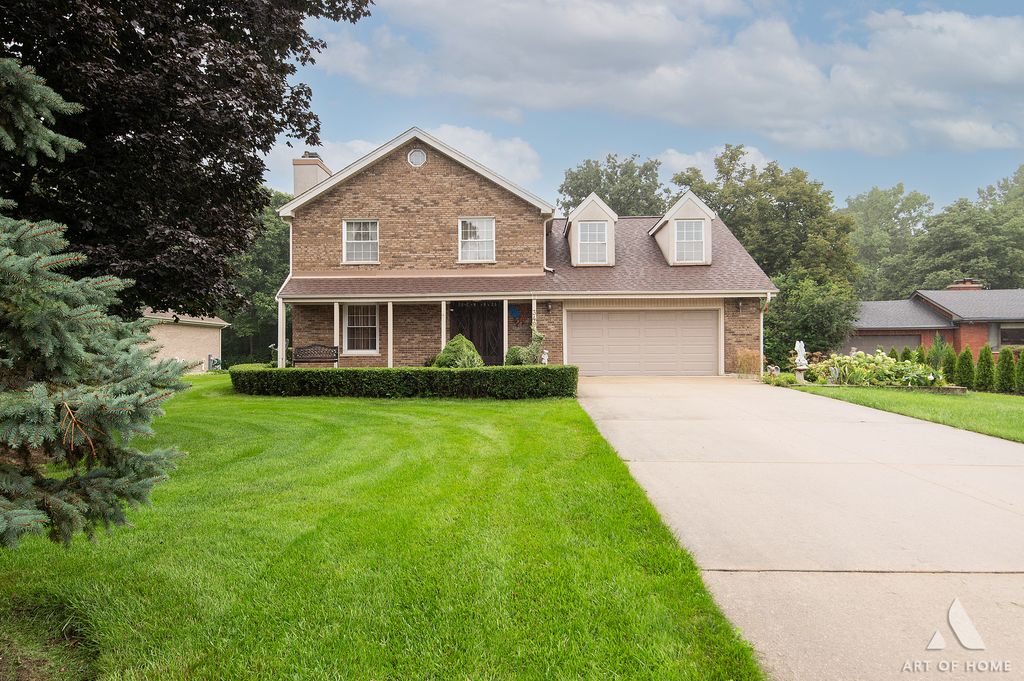 349 Tioga Trail, Wood Dale, IL 60191