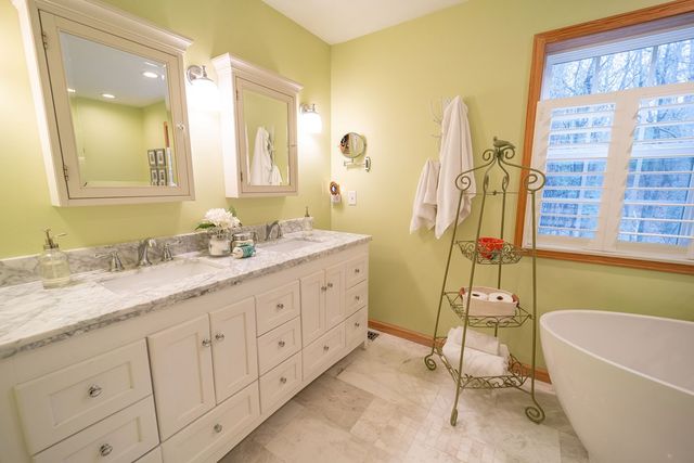 561 Cartecay Trace, Ellijay, GA 30536