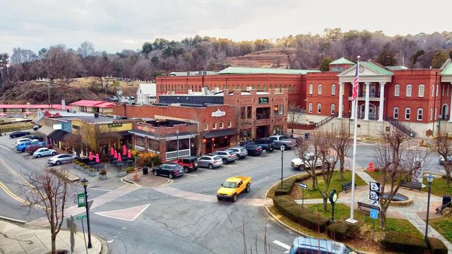 561 Cartecay Trace, Ellijay, GA 30536