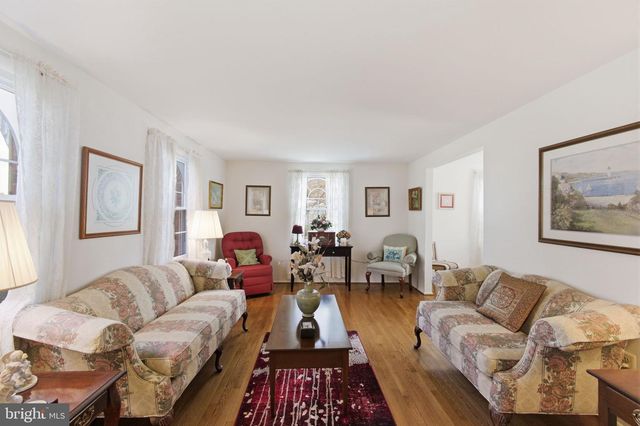 9301 WILLOW POND LN, Burke, VA 22015