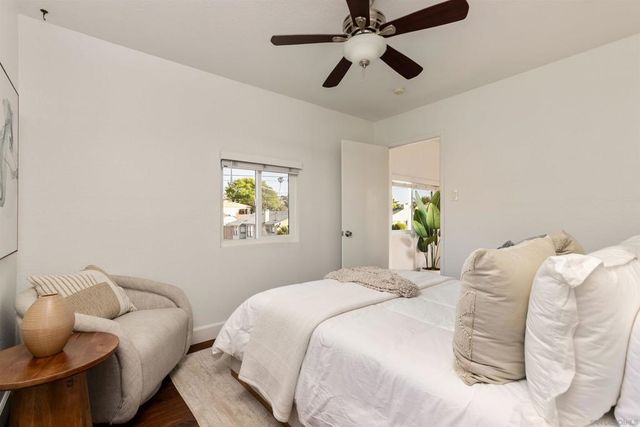 1828 Cable St, San Diego, CA 92107