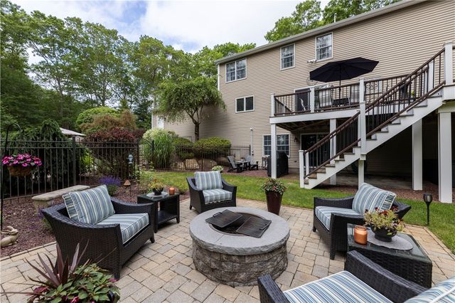 31 Wickaboxet Drive, West Greenwich, RI 02817