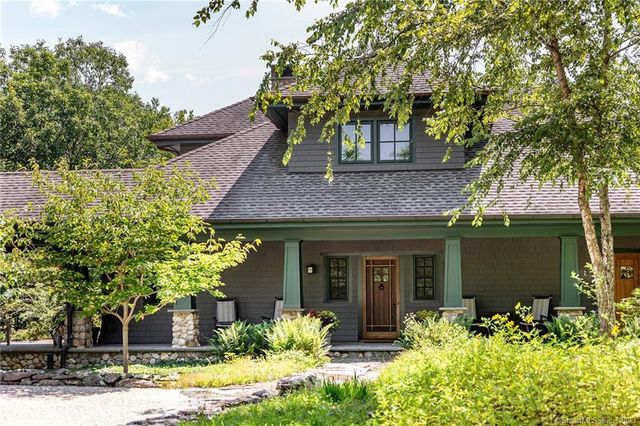 397 White Deer Rock Road, Middlebury, CT 06762