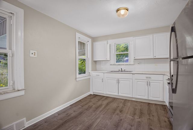 7722 Lloyd AVENUE, Swissvale, PA 15218
