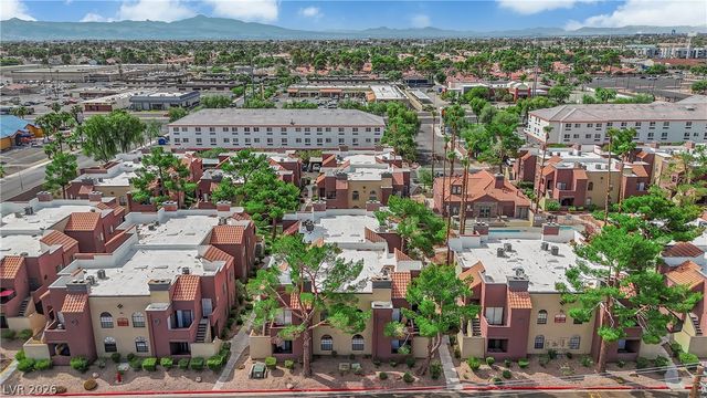 4050 Pacific Harbors Drive 124, Las Vegas, NV 89121