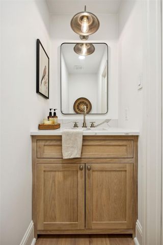 2 Thundercreek Place, Spring, TX 77381