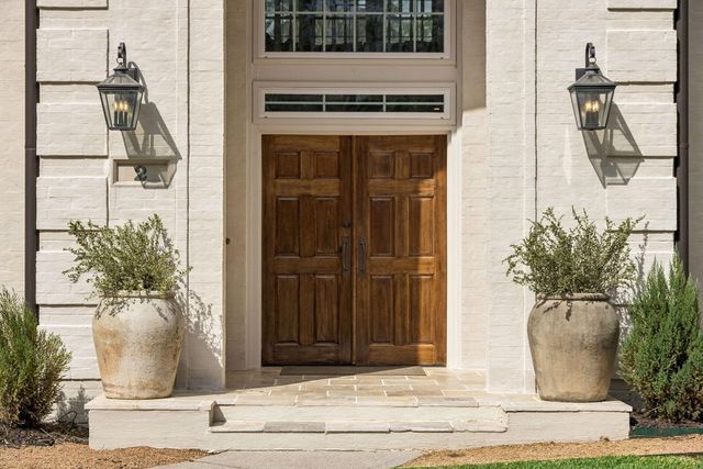 2 Thundercreek Place, Spring, TX 77381