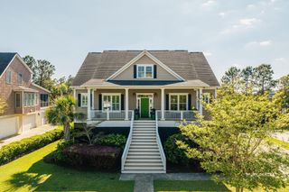 1828 Delacourt Avenue, Mount Pleasant, SC 29466