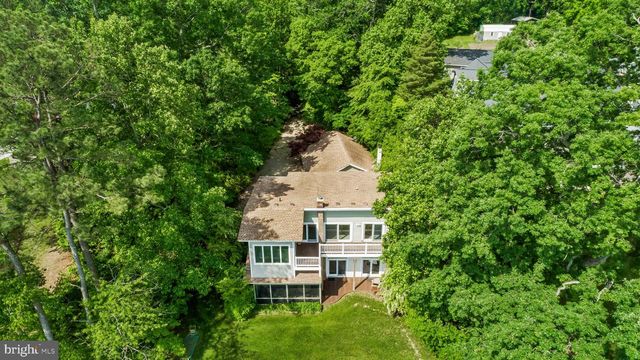 2037 INDIAN CIR, St Leonard, MD 20685