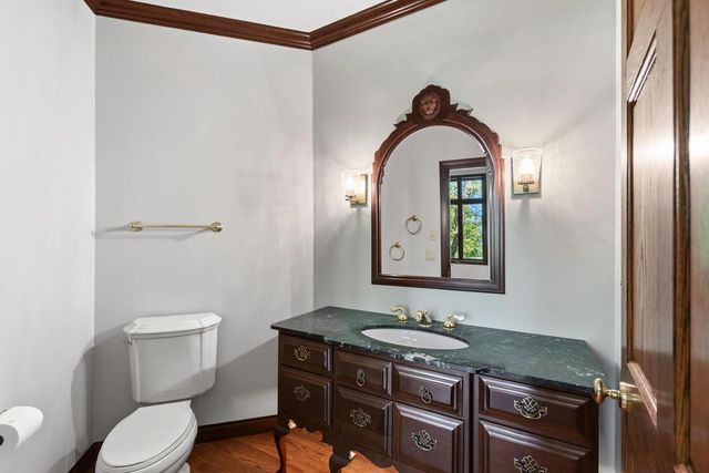 364 LEDGEWOOD DRIVE, Fond Du Lac, WI 54937