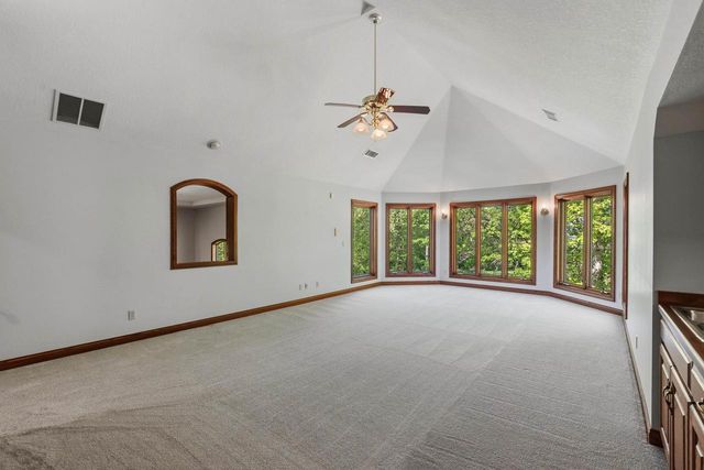 364 LEDGEWOOD DRIVE, Fond Du Lac, WI 54937