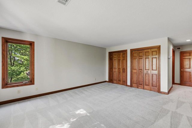 364 LEDGEWOOD DRIVE, Fond Du Lac, WI 54937