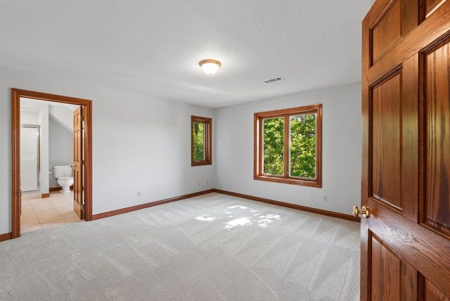 364 LEDGEWOOD DRIVE, Fond Du Lac, WI 54937