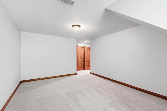 364 LEDGEWOOD DRIVE, Fond Du Lac, WI 54937