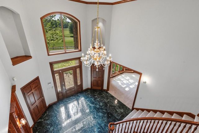 364 LEDGEWOOD DRIVE, Fond Du Lac, WI 54937